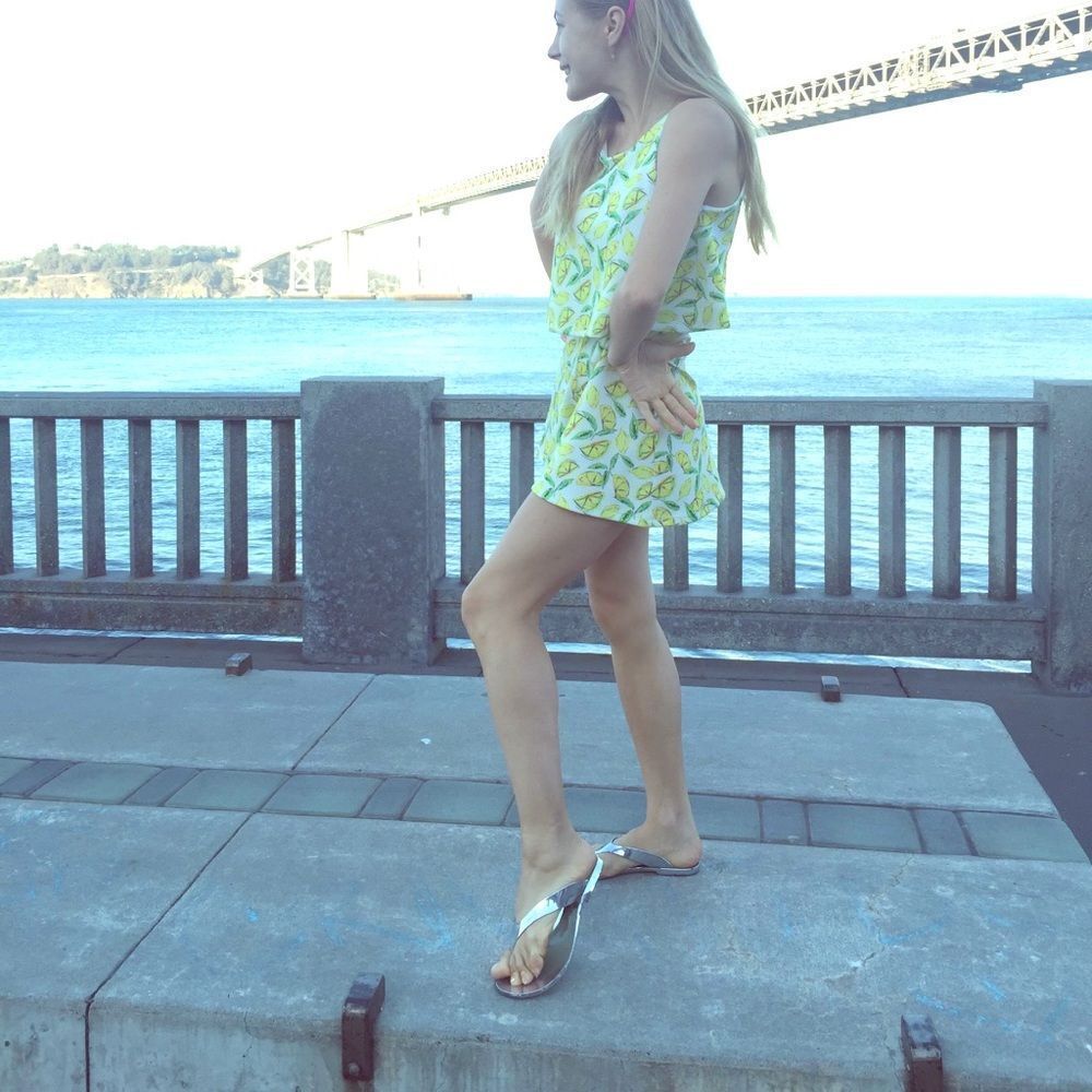 New Yellow Lemons 🍋 Romper XS